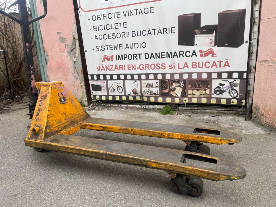 Transpalet manual cu ridicare hidraulica, 2500 kg  Delta PT.0.ST.2500