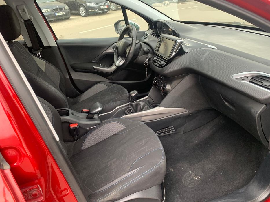 Peugeot 2008 GT line impecabil