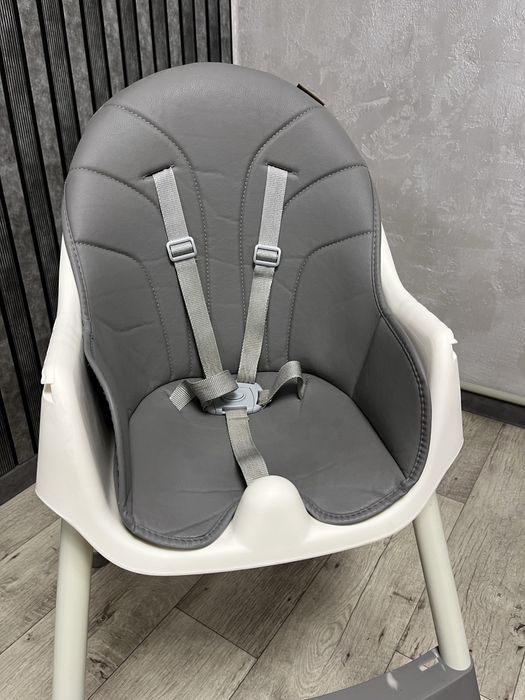 Детский стульчик для кормлени