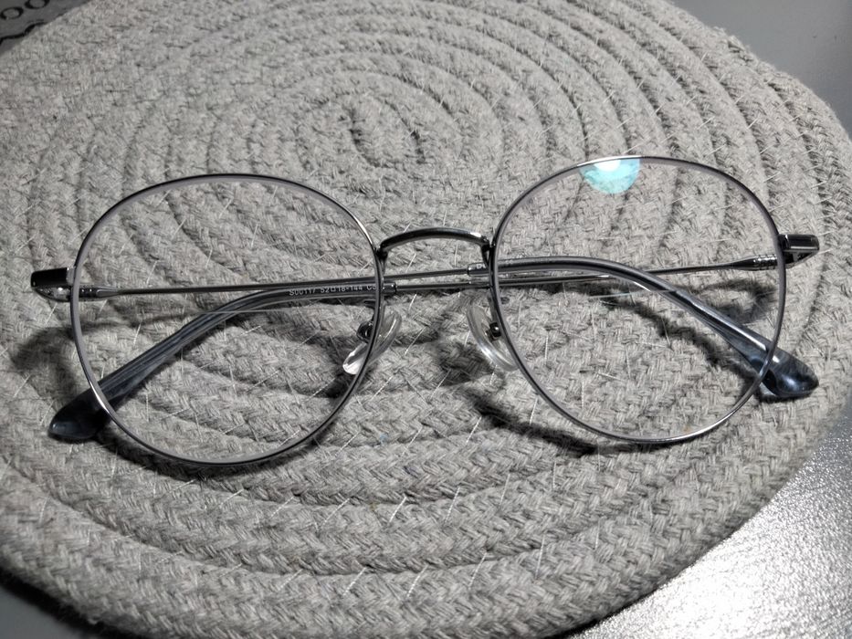 Продаю очки для зрения