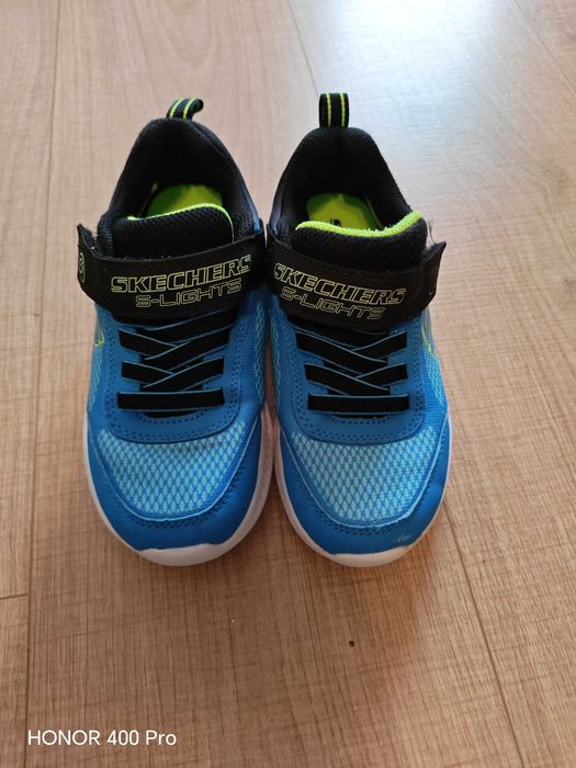 De vânzare încălțăminte băieți