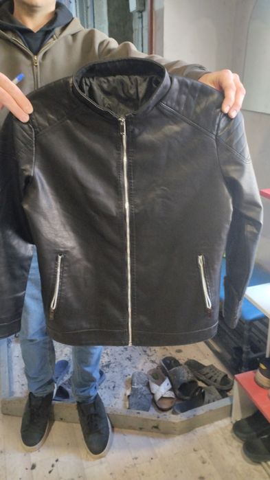 Кожаная куртка новая