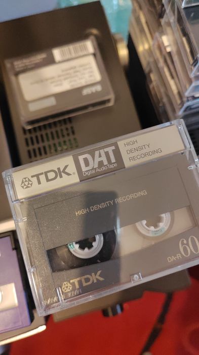 Vând casete audio DAT