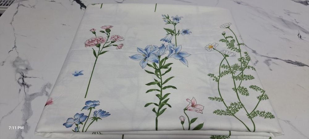 Продаю новые простыни