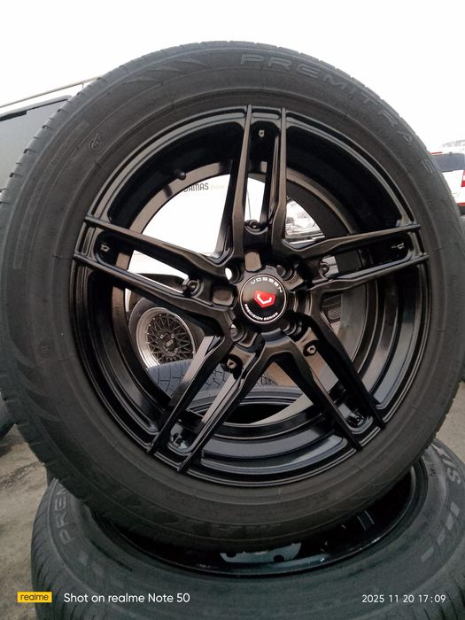 R16 qora glansivey diska balon