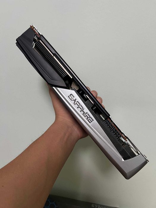 Saphire nitro+ 5700 XT