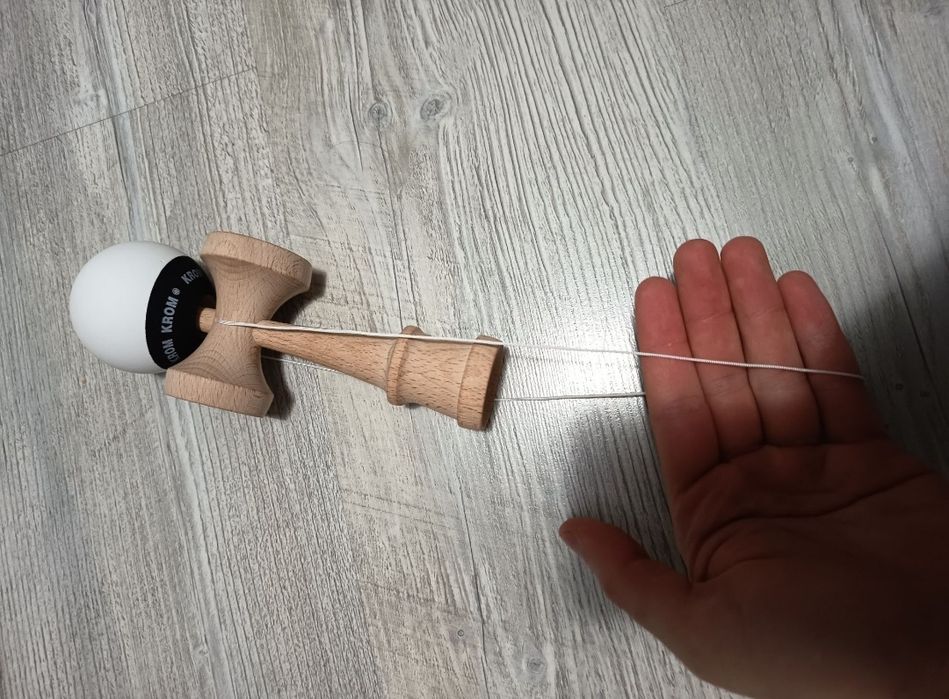 NEW! Kendama Krom.
