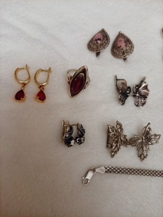 Продам советские серьги