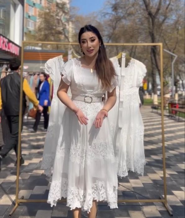 Белоснежное платье