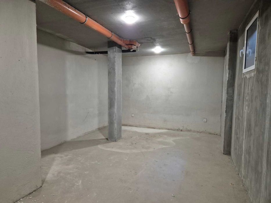 Дава се под наем Склад в София, Кръстова вада - 38 кв.м за 199 € - Снимка #1