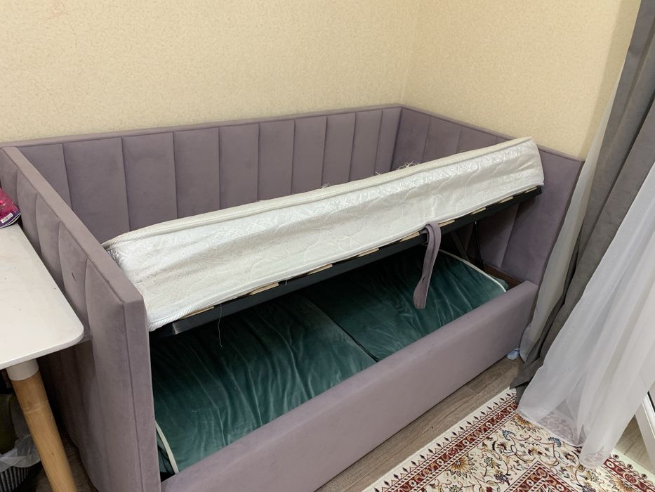 Продаю кровать детскую