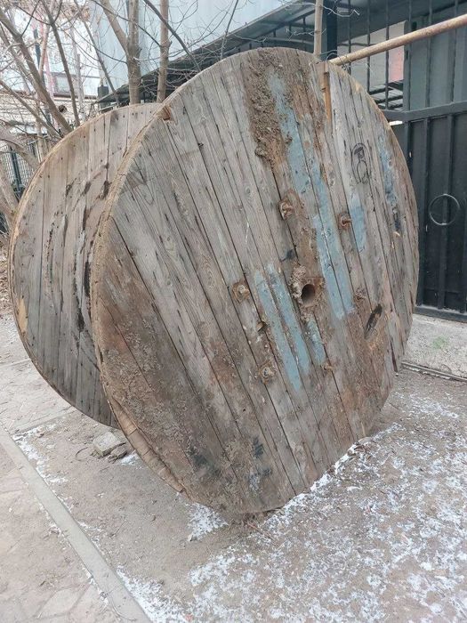 Дрова даром, самовывоз.