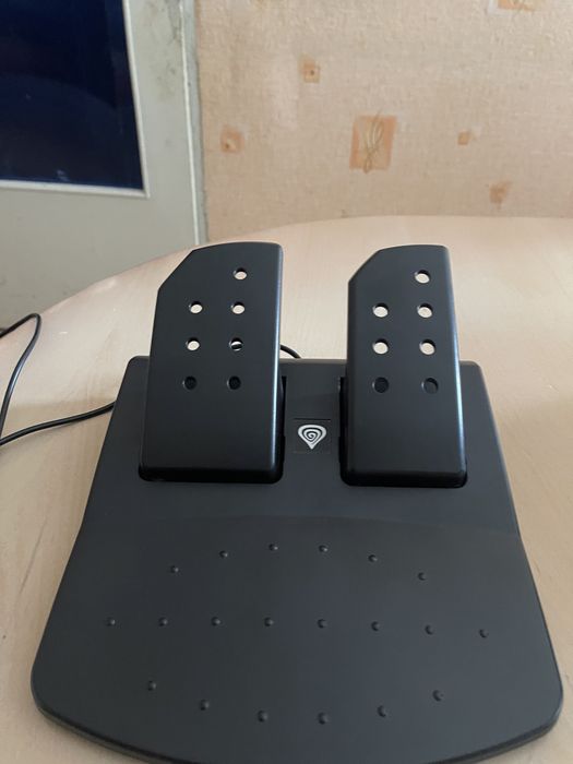 Волан с педали Genesis Seaborg 350 – идеален за PC/PS/Xbox