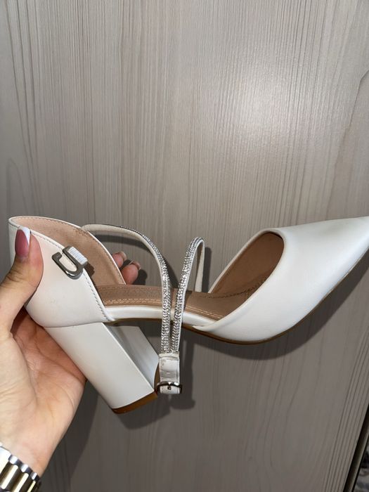 Продам новые туфли, 37 размер