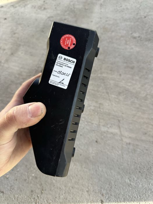 Bosch GAL 18V-160 16Ah зарядно