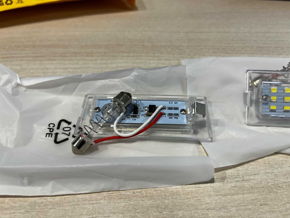 Set 18xLed Albe Lampi Numar inmatriculare pentru Bmw X5 E53, X3 E83, canbus (fara eroare), NOI