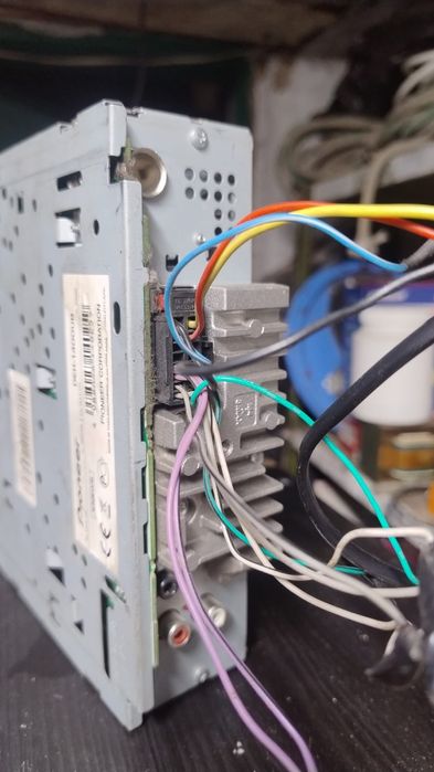 Продам автомагнитолу pioneer