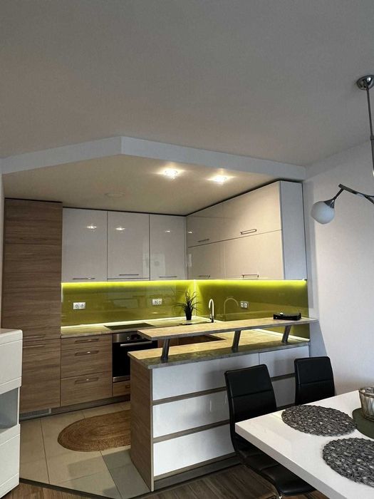 Продава се Тристаен апартамент в София, Илинден - 93 кв.м за 1613 €/кв.м - Снимка #1