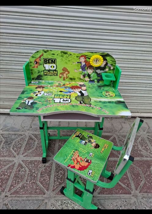 Продам стол детский