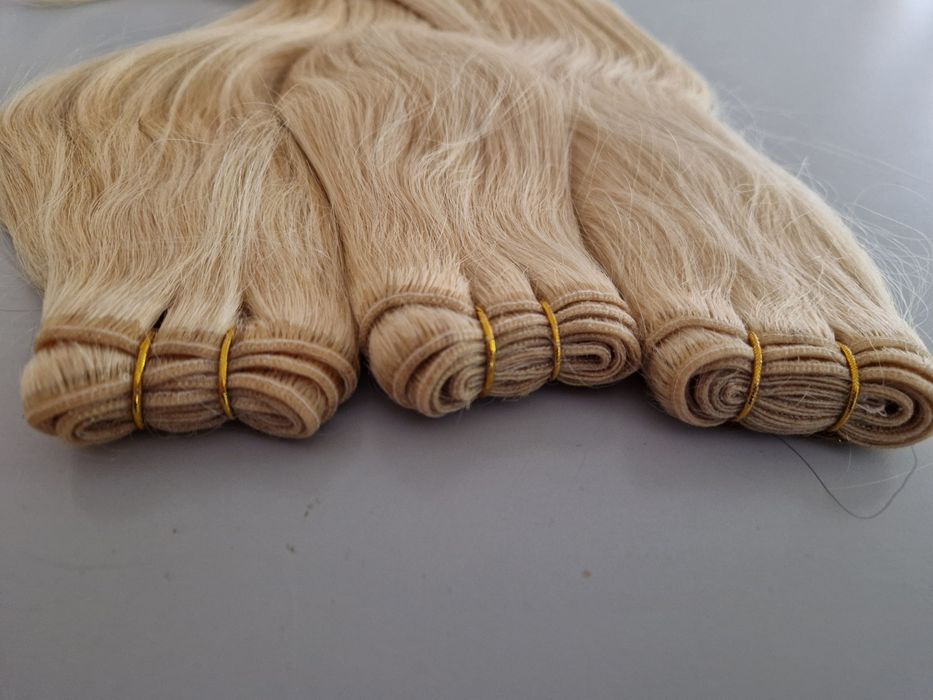 Естествена коса с плътен косъм и крайща!