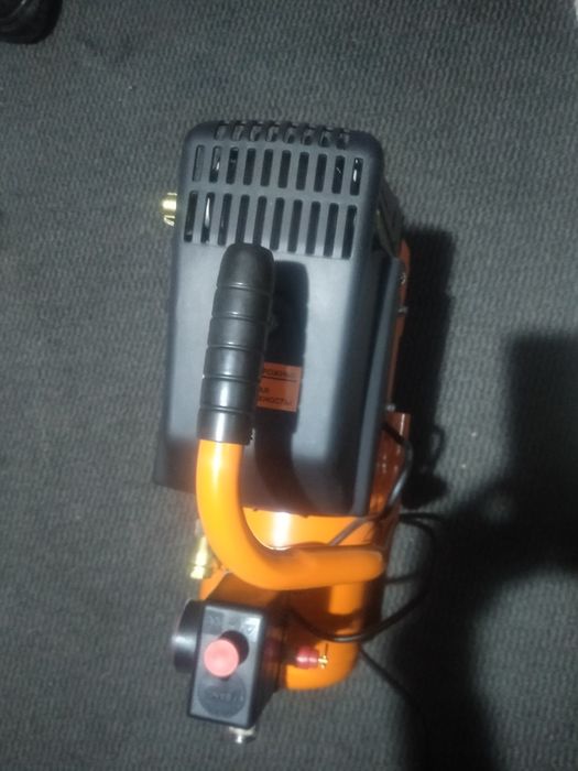 Компрессор воздушный, безмасляный 160л.,8 бар