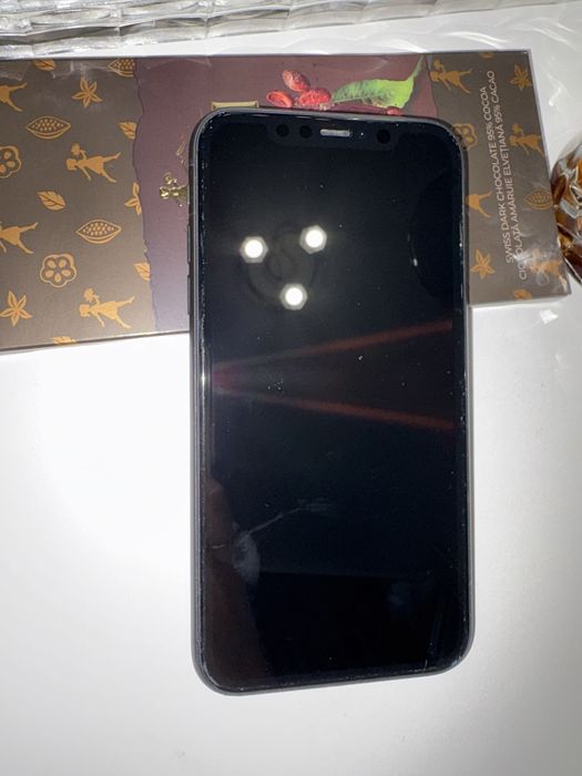 Iphone 11 negru de 64gb