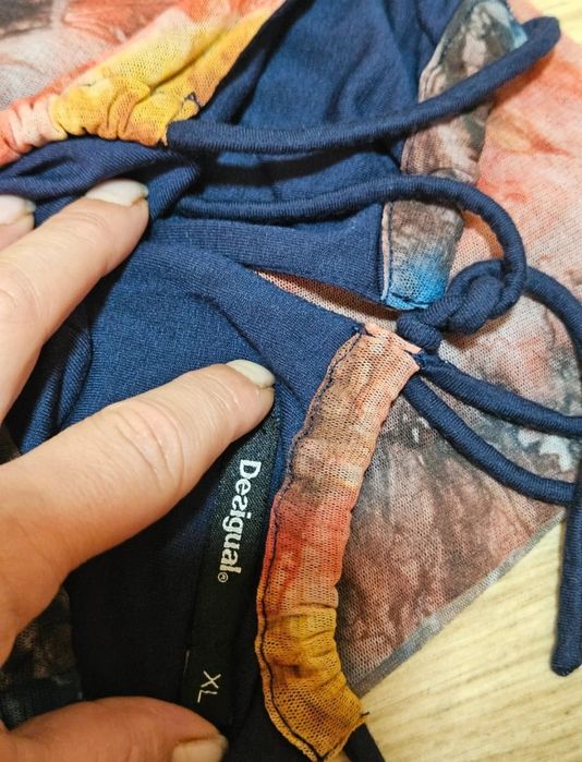 Tricou de damă desigual