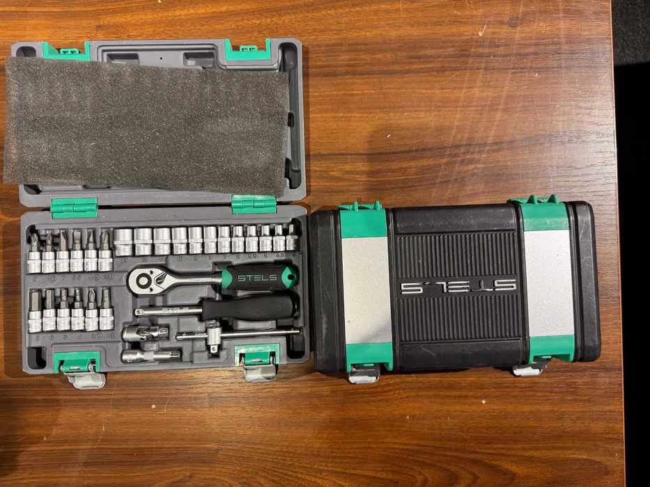 Набор инструментов, 1/4", CrV, пластиковый кейс 29 предм.