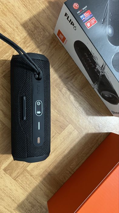 Портативная колонка