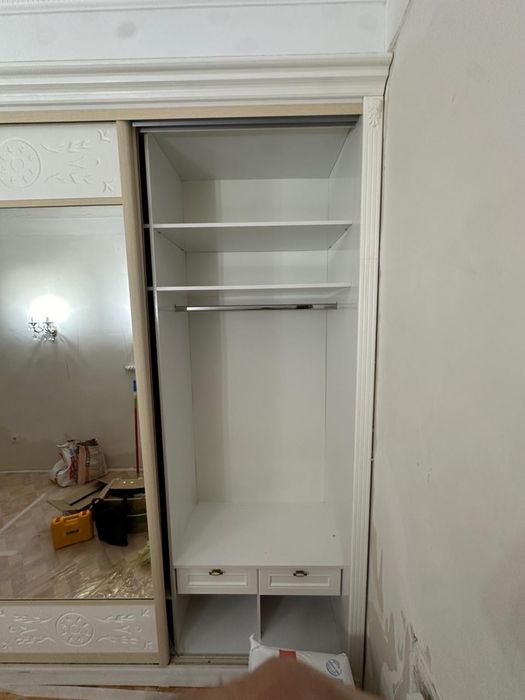 Поодается шкаф, срочная продажа!