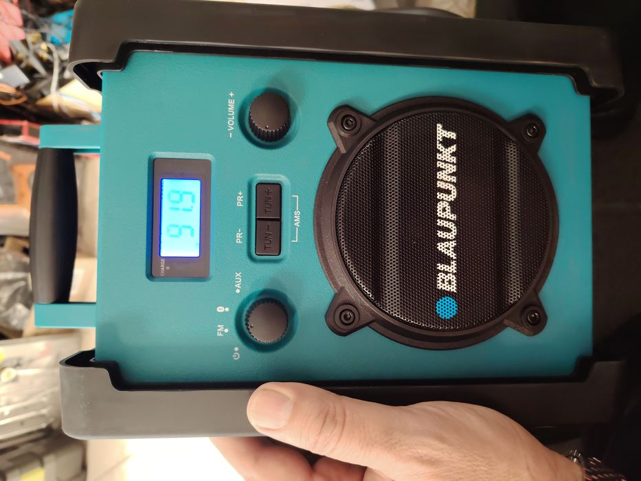 BLAUPUNKT радио строителни обекти BSR 20 Противоударно Водоустойчиво