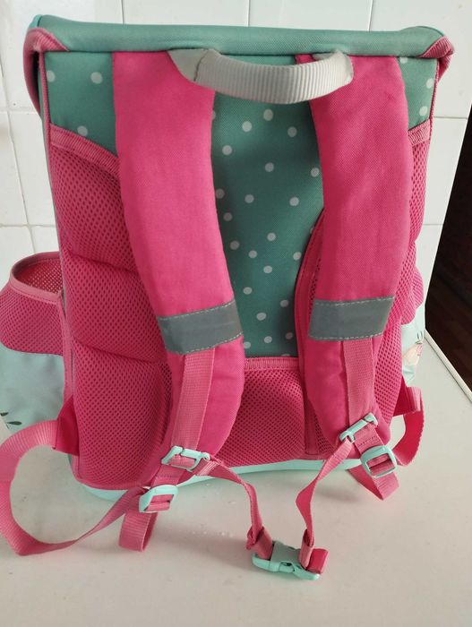 Всекидневна раница и за майки с бебета.