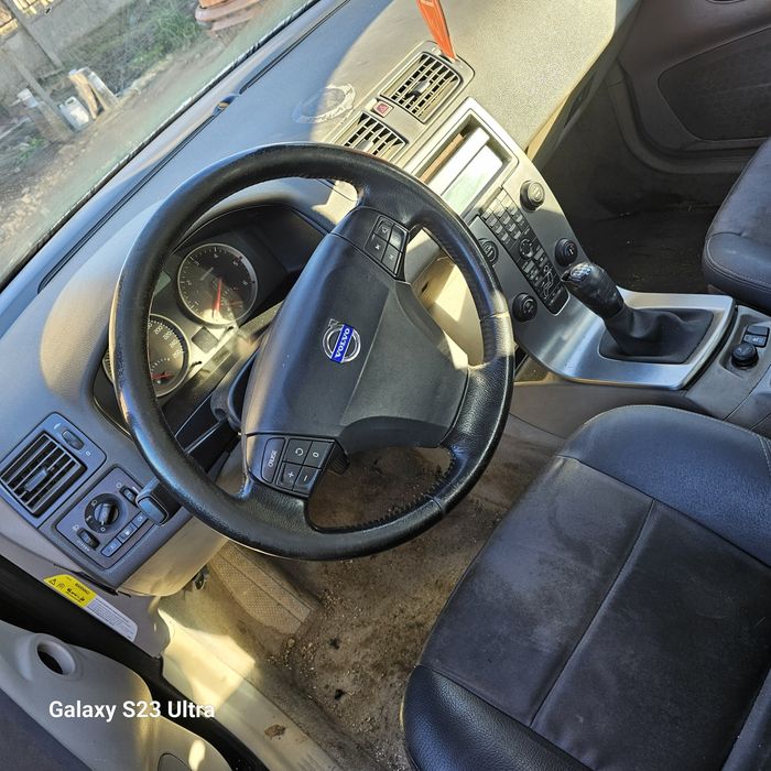 Volvo s40 2.0D На части