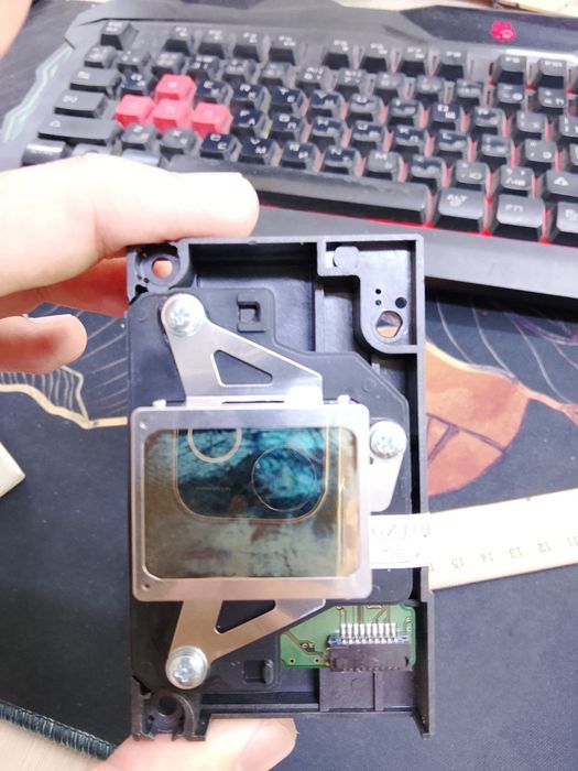 Головка на принтер EPSON L1800