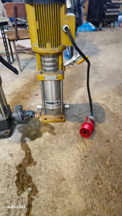 Вертикална помпа за вода Grundfos