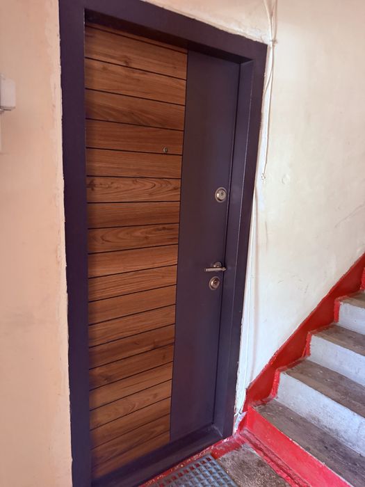 Vând Garsoniera str.Bucura Bl.G6