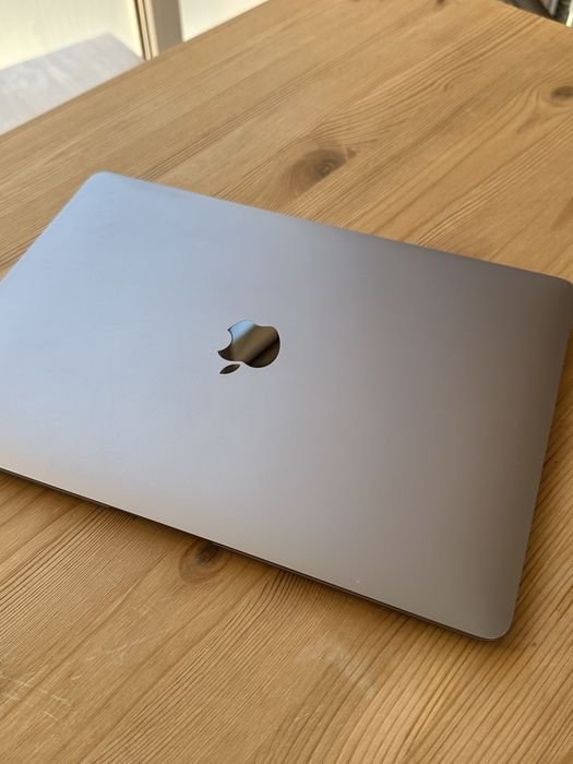 Macbook air 2020 8/256