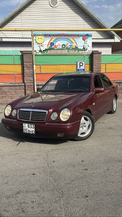 Продам Мерседес 210
