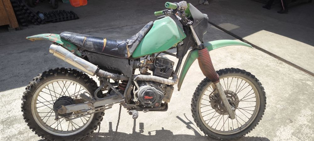 Vând Cross 150cc