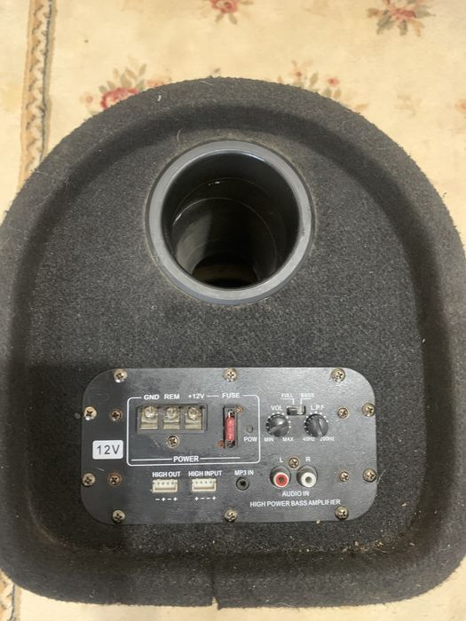 Продам сабвуфер .