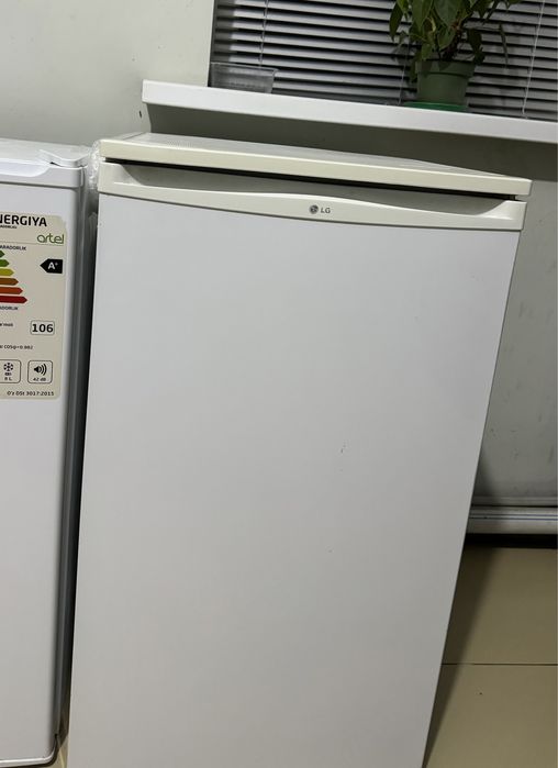 Холодильник продается