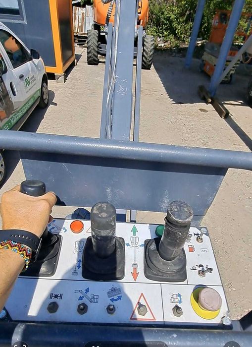 Societate vindem nacele,26m nacela articulata 4x4 diesel, 2200 ore