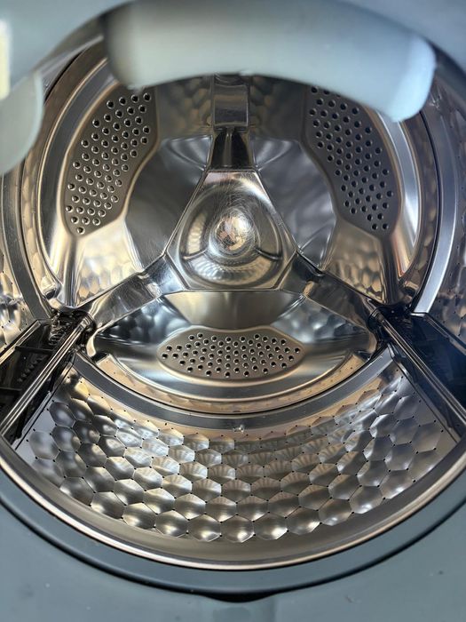 Masina de spalat rufe Miele incorporabila