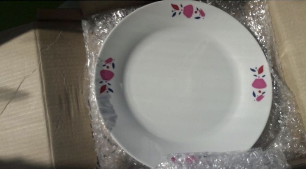 Set 4 farfurii mari plate portelan de 27 cm