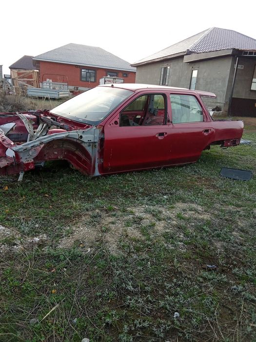 Продам машину на запчасти