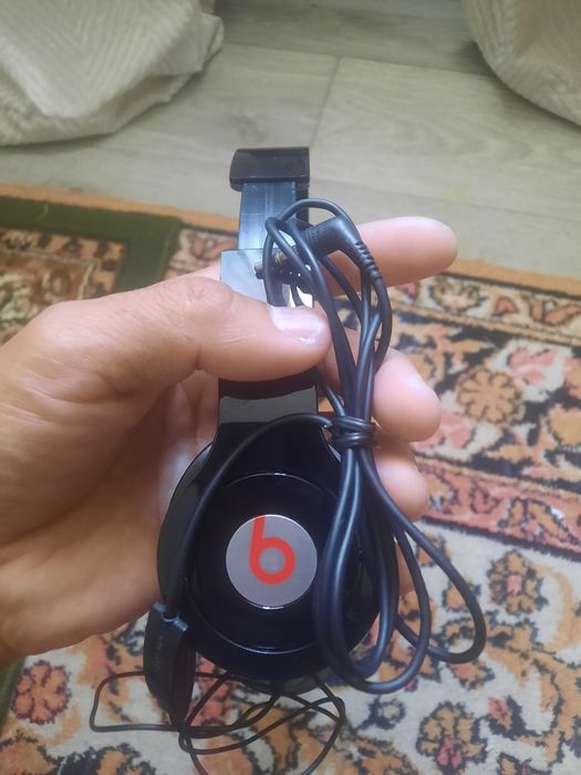 Продам, проводной наушник на смартфон для samsunga