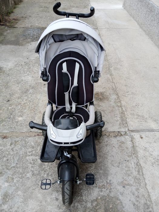 Продавам детска триколка