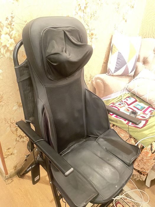 Массажное кресло