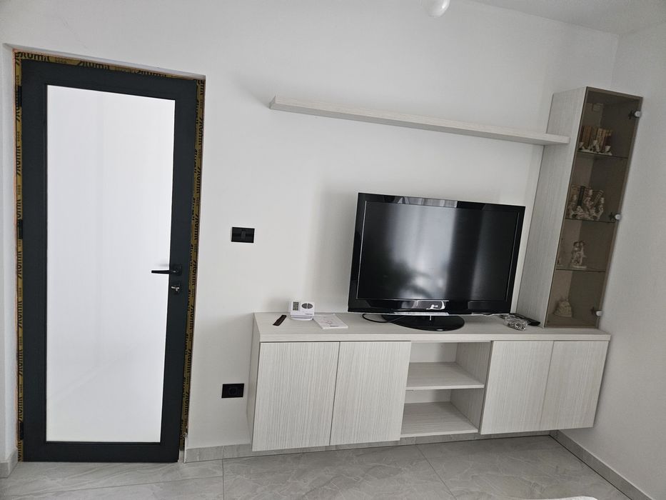 Vând casa nouă  sat.Mandruloc jud. Arad