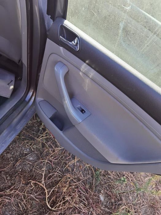 Голф 5  2004 г. 1.4бензин на части